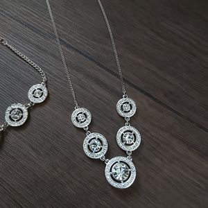 Necklace and bracelet bundle